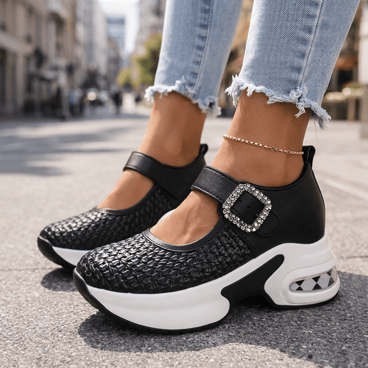 ELMIRA CHARM PLATFORMA