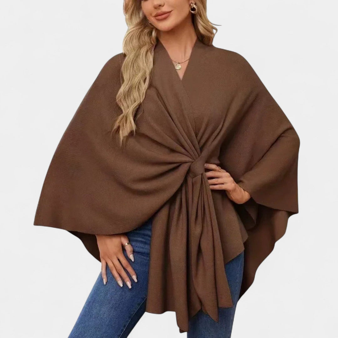 Daniela – Elegantní pončo s jemným spadením a mašlí