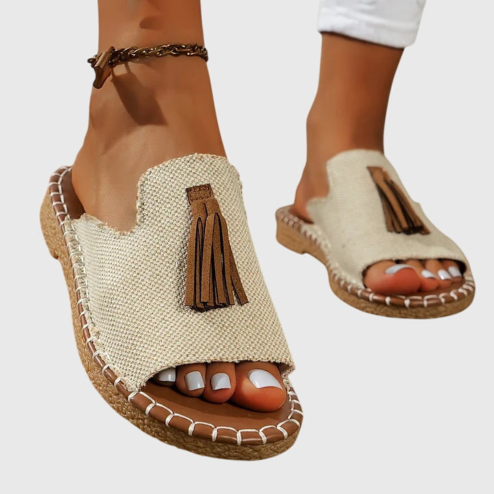 Lorraine | Boho-tassel sandály