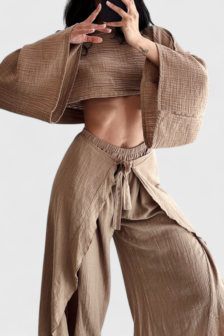 Maeva Dvoudílný Casual Set s Otevřením a Mašlí