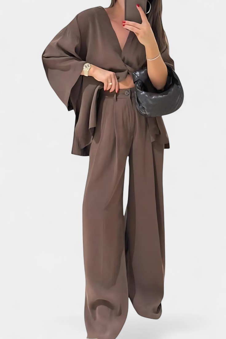 Eli Oversize Sada Top s Výstřihem do V a Rovné Kalhoty